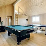 Semesterbostad 5 Star Holiday Home In Lokken