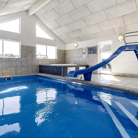 5 Star Holiday Home In Lokken * Лёккен