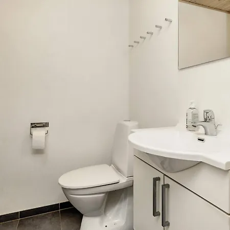 Nyaraló 20 Person In Løkken