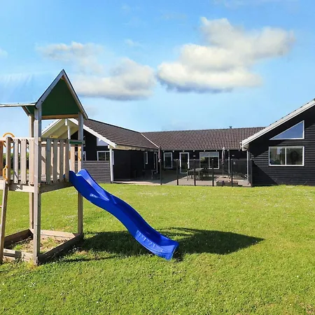 Semesterbostad 5 Star Holiday Home In Lokken *